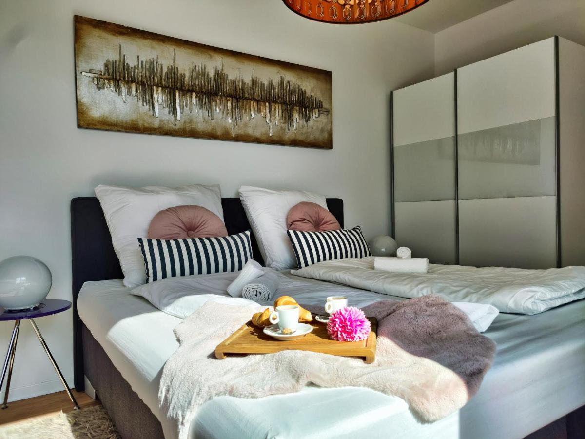 Penthouse Mit Whirlpool Im Herzen Von Niedersachsen Apartment Burgwedel (Lower-Saxony)