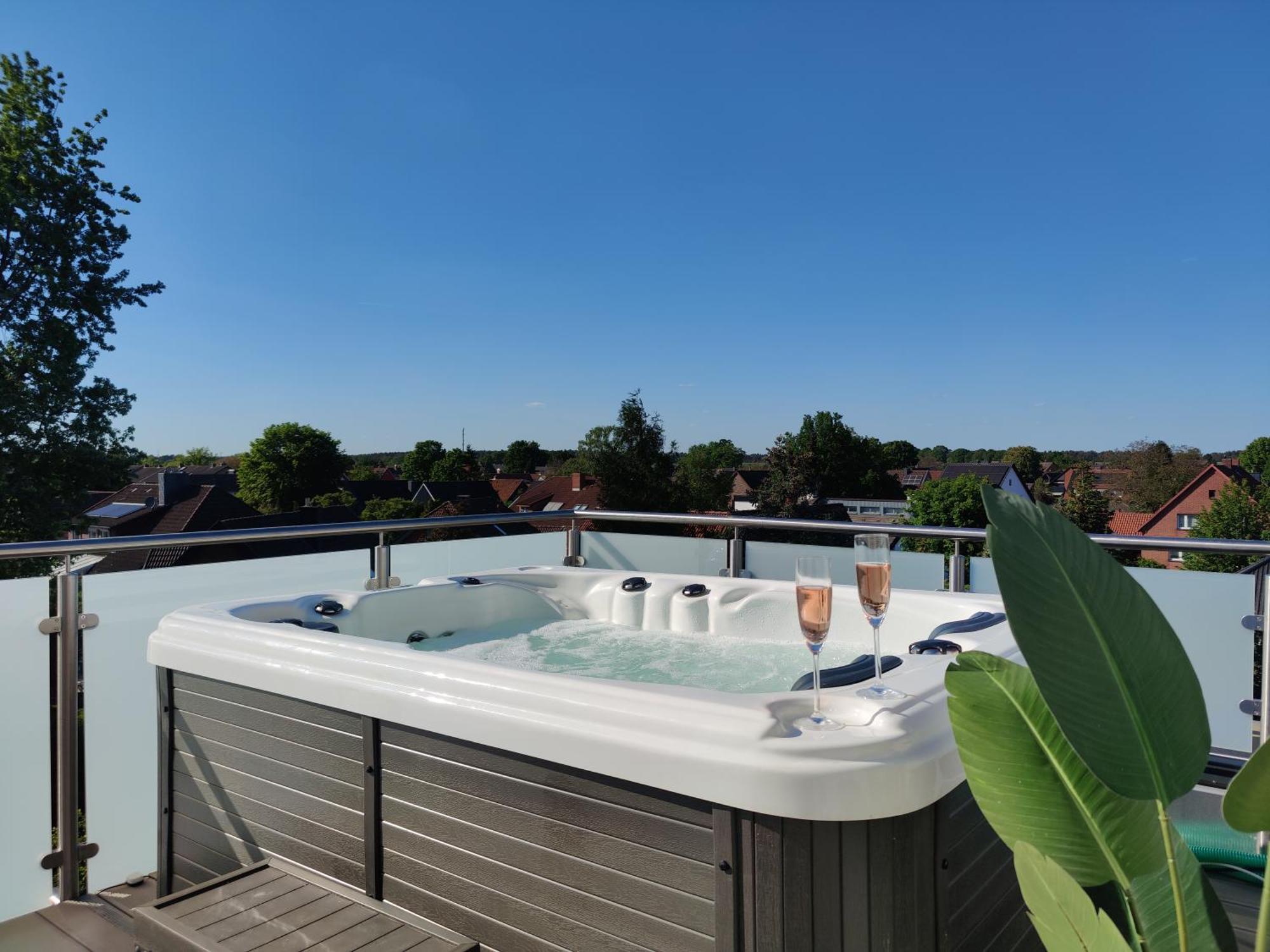 Apartment Penthouse Mit Whirlpool Im Herzen Von Niedersachsen *