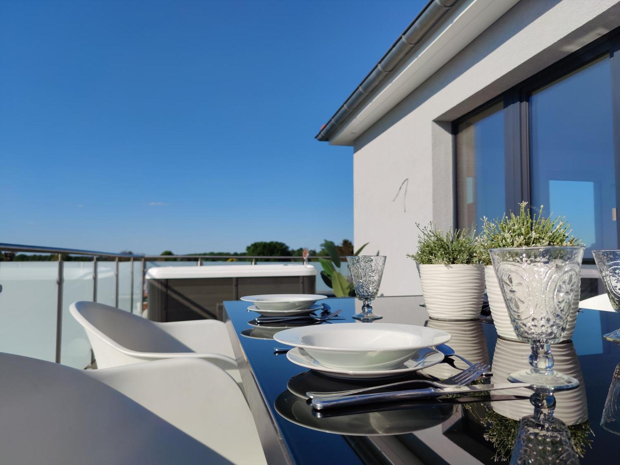 Apartment Penthouse Mit Whirlpool Im Herzen Von Niedersachsen Burgwedel (Lower-Saxony)